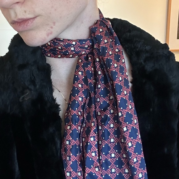 silk like headband/scarf - Picture 3 of 3